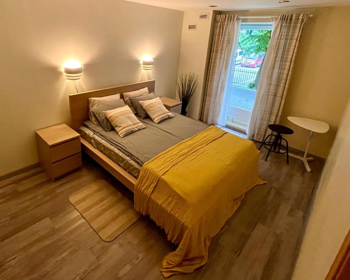 Cozy Vibes Like Home It Is Quiet Apartment With Three Bedrooms Рига Экстерьер фото