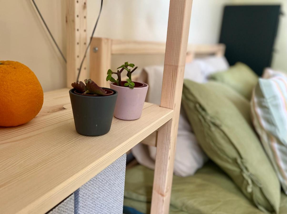 Cozy Vibes Like Home It Is Quiet Apartment With Three Bedrooms Рига Экстерьер фото