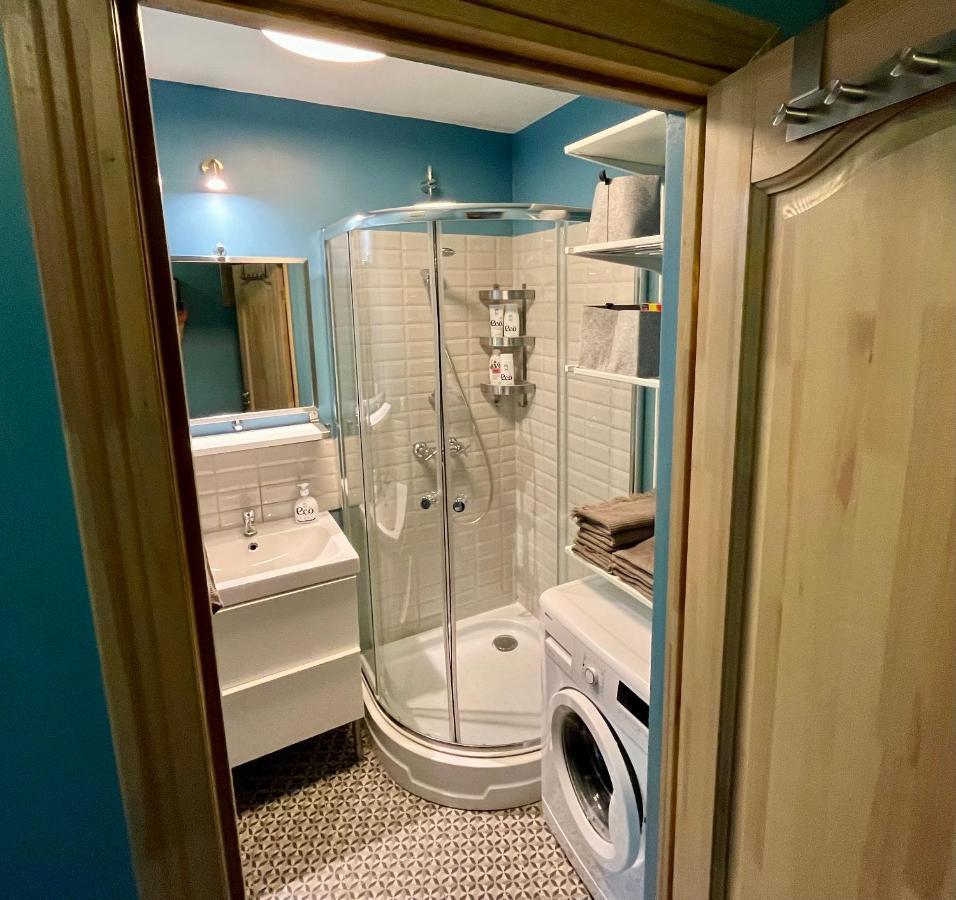 Cozy Vibes Like Home It Is Quiet Apartment With Three Bedrooms Рига Экстерьер фото
