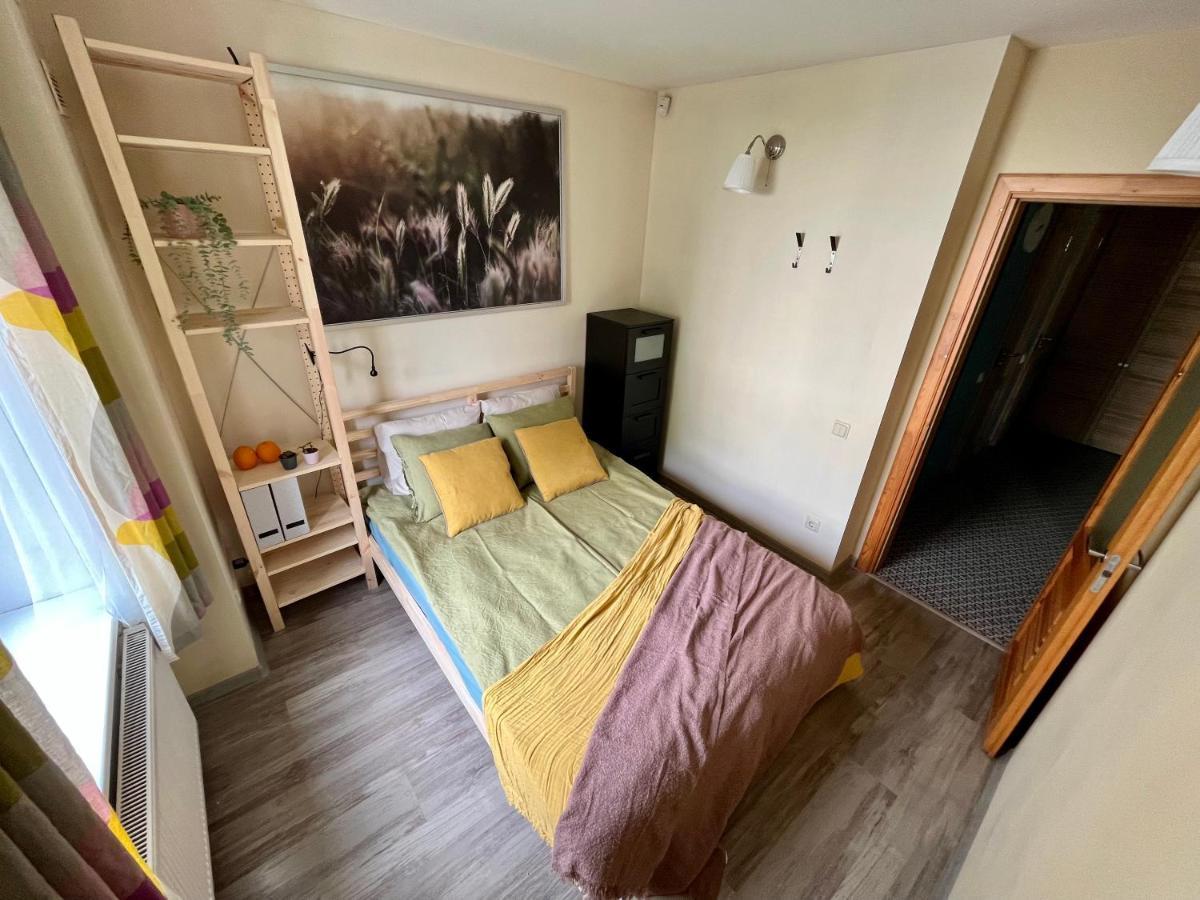 Cozy Vibes Like Home It Is Quiet Apartment With Three Bedrooms Рига Экстерьер фото