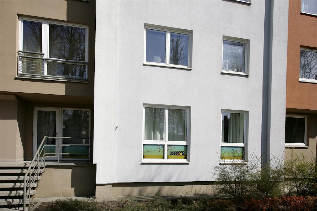 Cozy Vibes Like Home It Is Quiet Apartment With Three Bedrooms Рига Экстерьер фото
